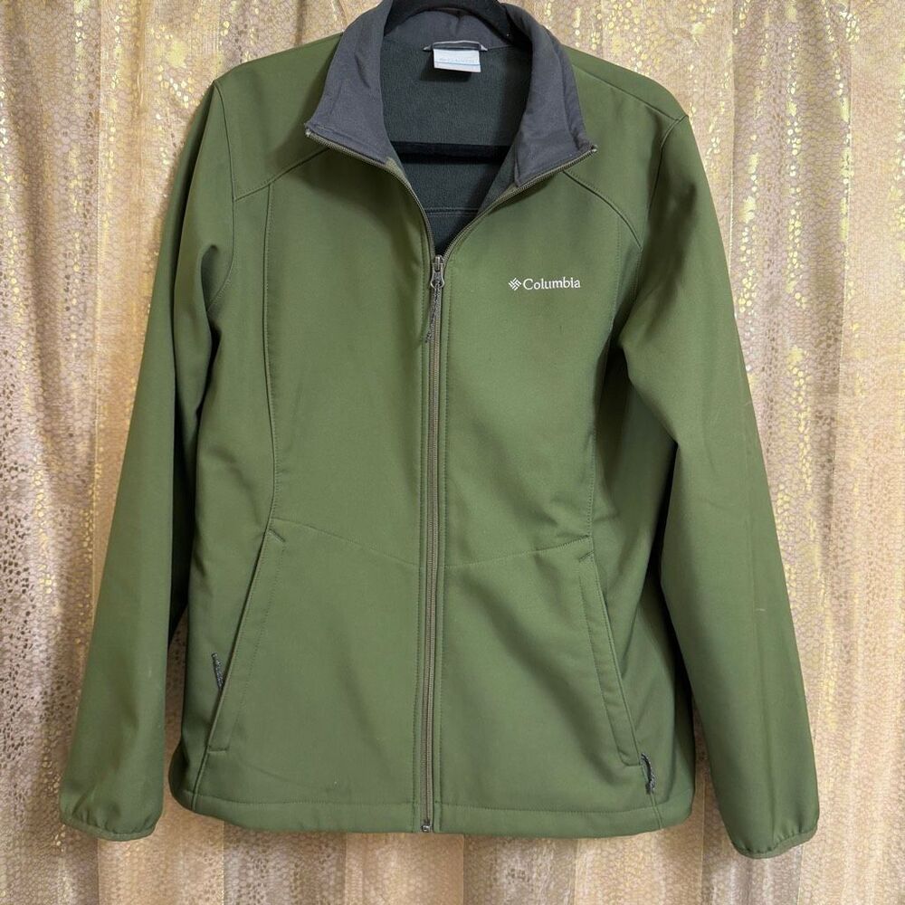 Columbia Kruser Ridge II Softshell Wind/Water Resistant Jacket Green Large